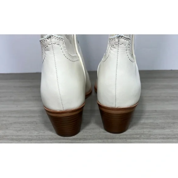 NEW Dolce Vita Sula Off White Leather 7.5